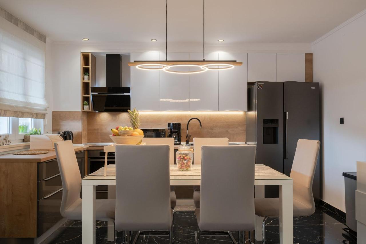 Jasenka Apartment Zavalatica Bagian luar foto