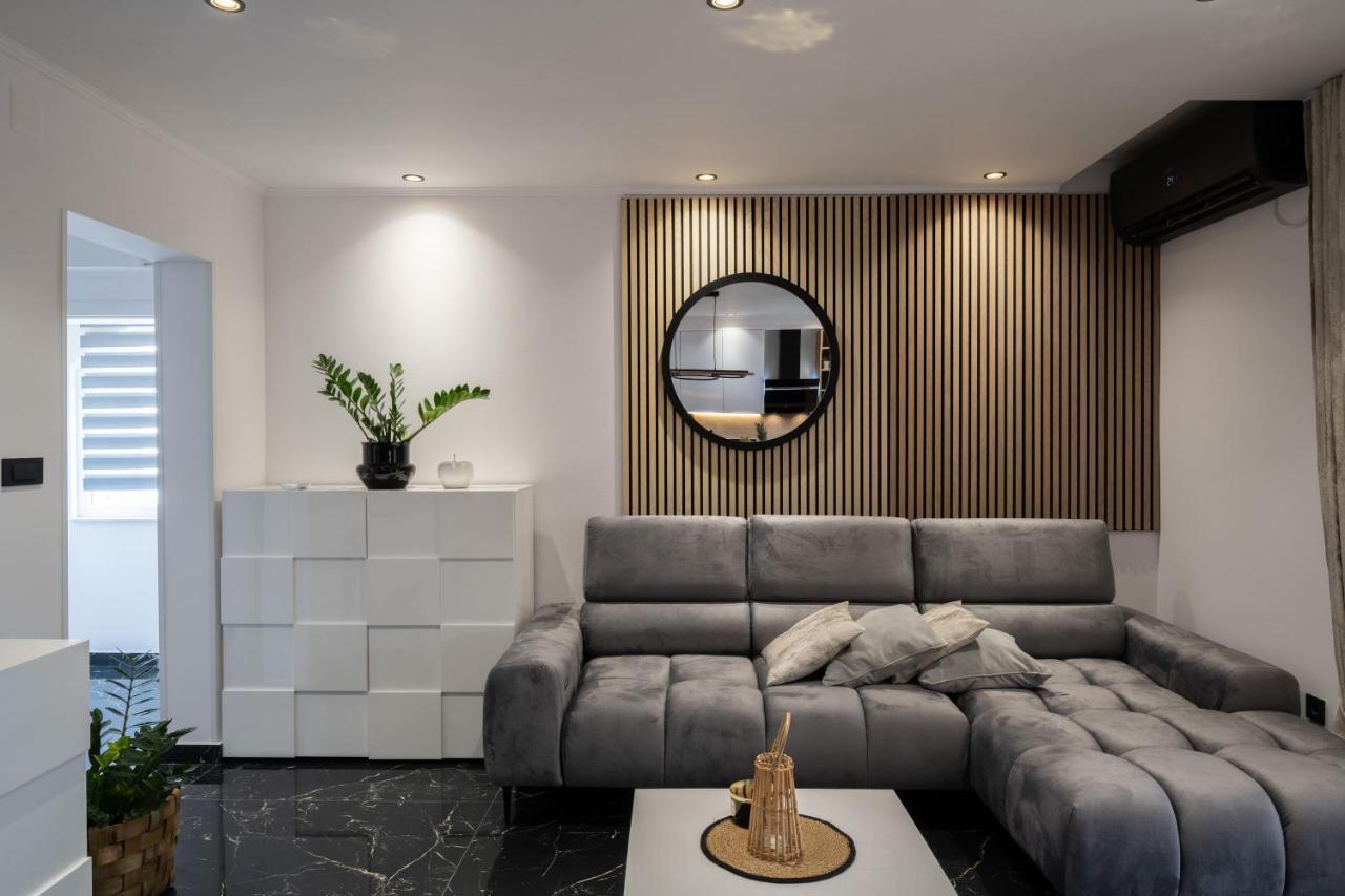 Jasenka Apartment Zavalatica Bagian luar foto